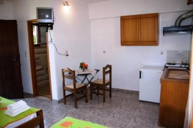 Triantafyllou Maria Rooms Skopelos Quarto foto