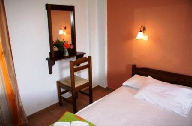 Triantafyllou Maria Rooms Skopelos Quarto foto