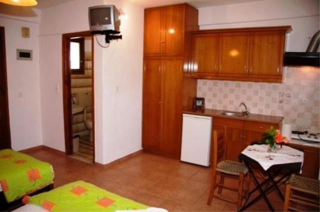 Triantafyllou Maria Rooms Skopelos Quarto foto